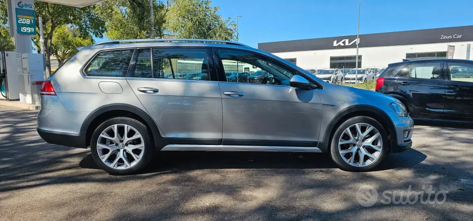 Volkswagen Golf — foto 6