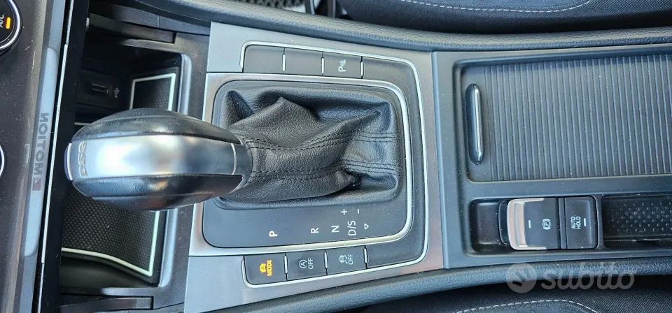 Volkswagen Golf — foto 13