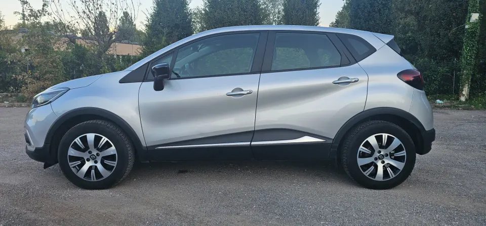 Renault Captur — foto 2