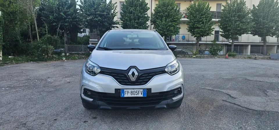 Renault Captur — foto 8