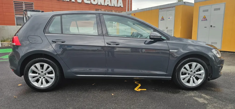 Volkswagen Golf — foto 7