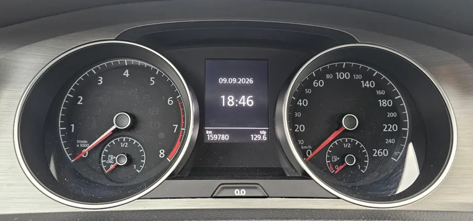 Volkswagen Golf — foto 10