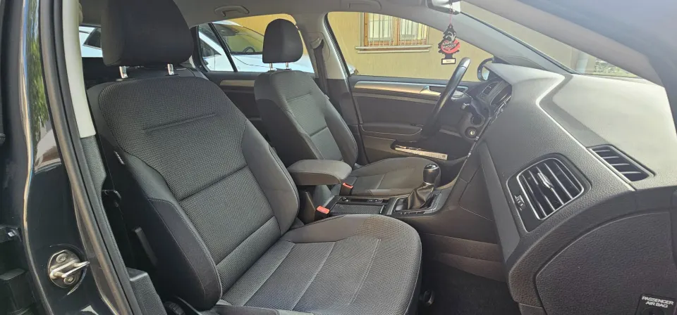 Volkswagen Golf — foto 18